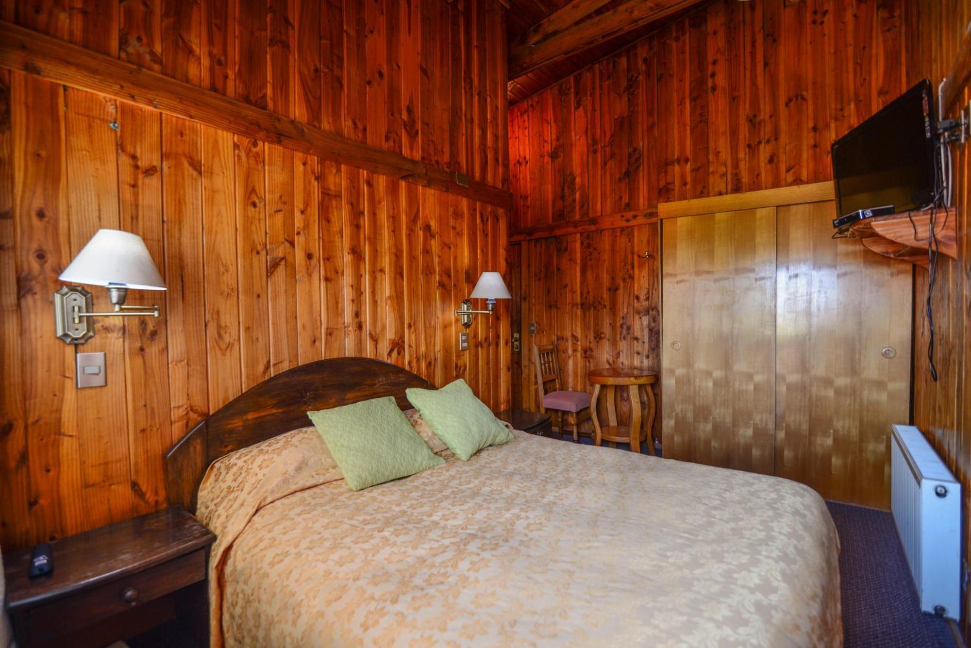 Hotel Los Maitenes Pucon Bagian luar foto
